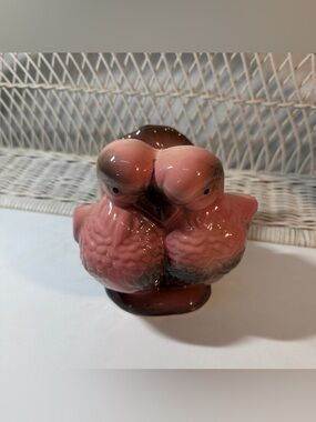 VTG Hull Pottery Lovebirds Pink Planter No. 93